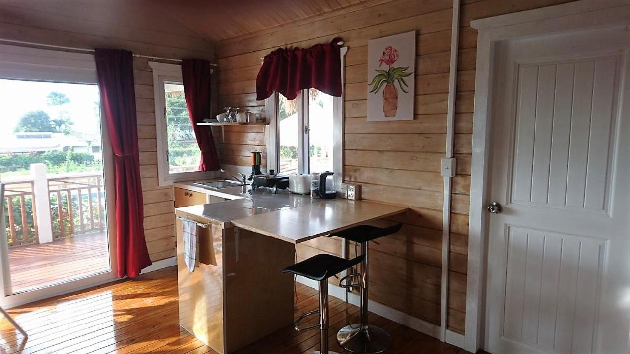 Red Hibiscus Villas Rarotonga Luaran gambar
