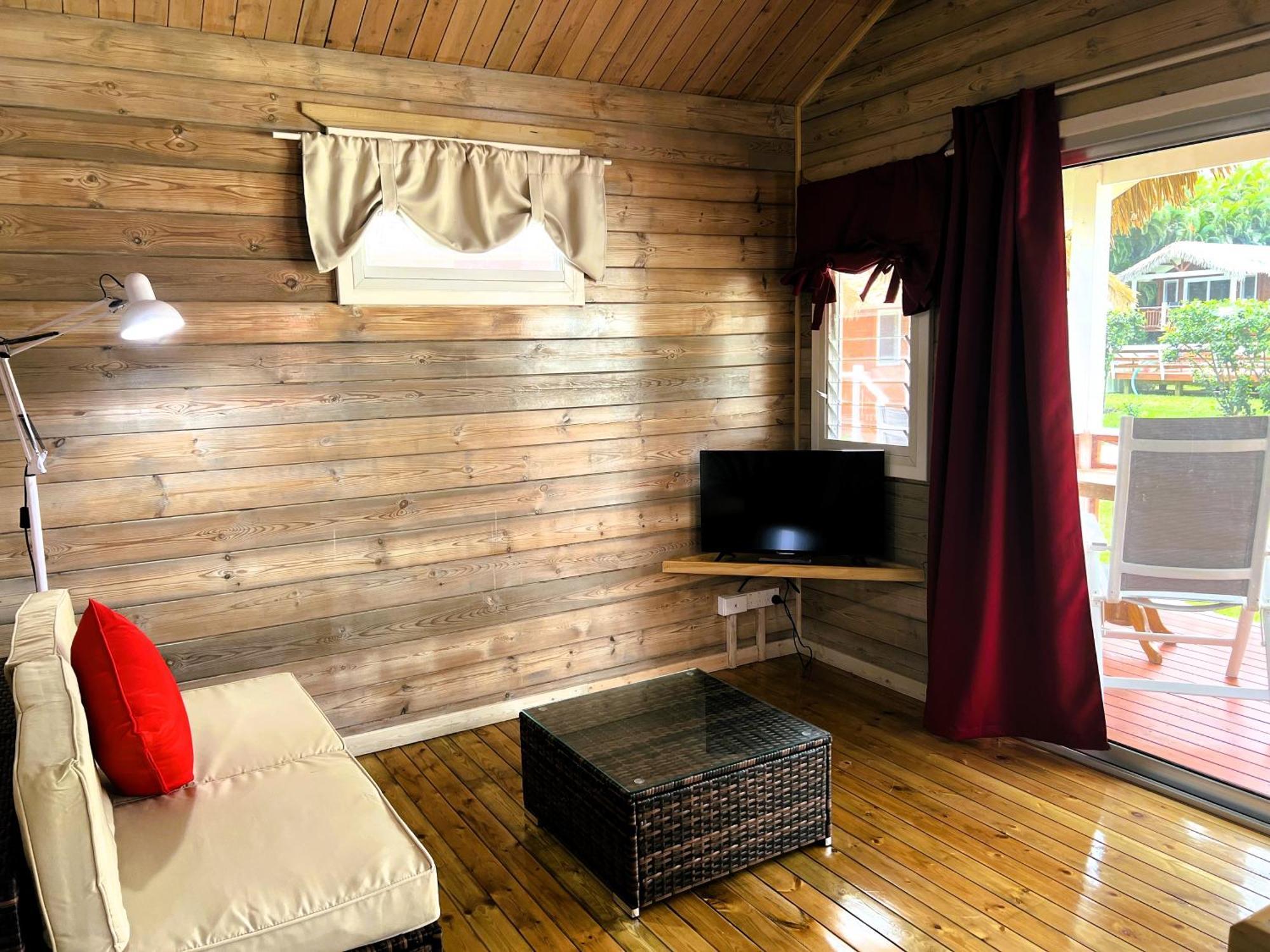 Red Hibiscus Villas Rarotonga Luaran gambar