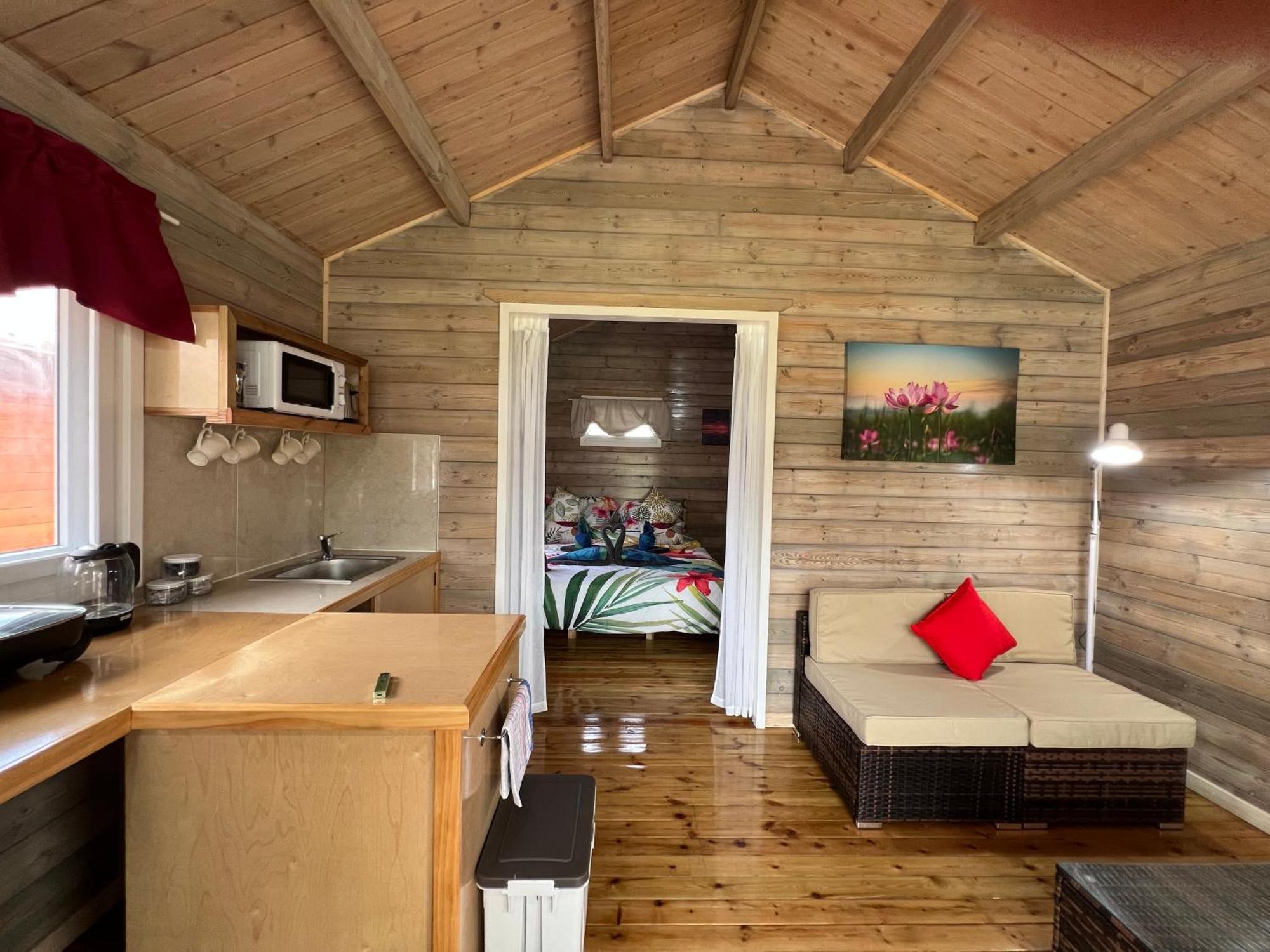 Red Hibiscus Villas Rarotonga Luaran gambar